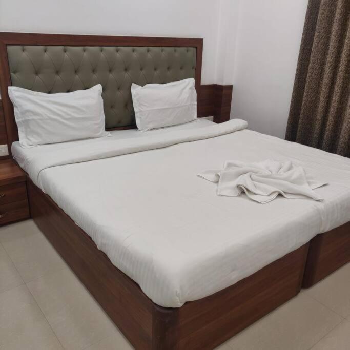 Chillx Comfort Stay 2Bhk Luxury Apt Arpora Exterior photo